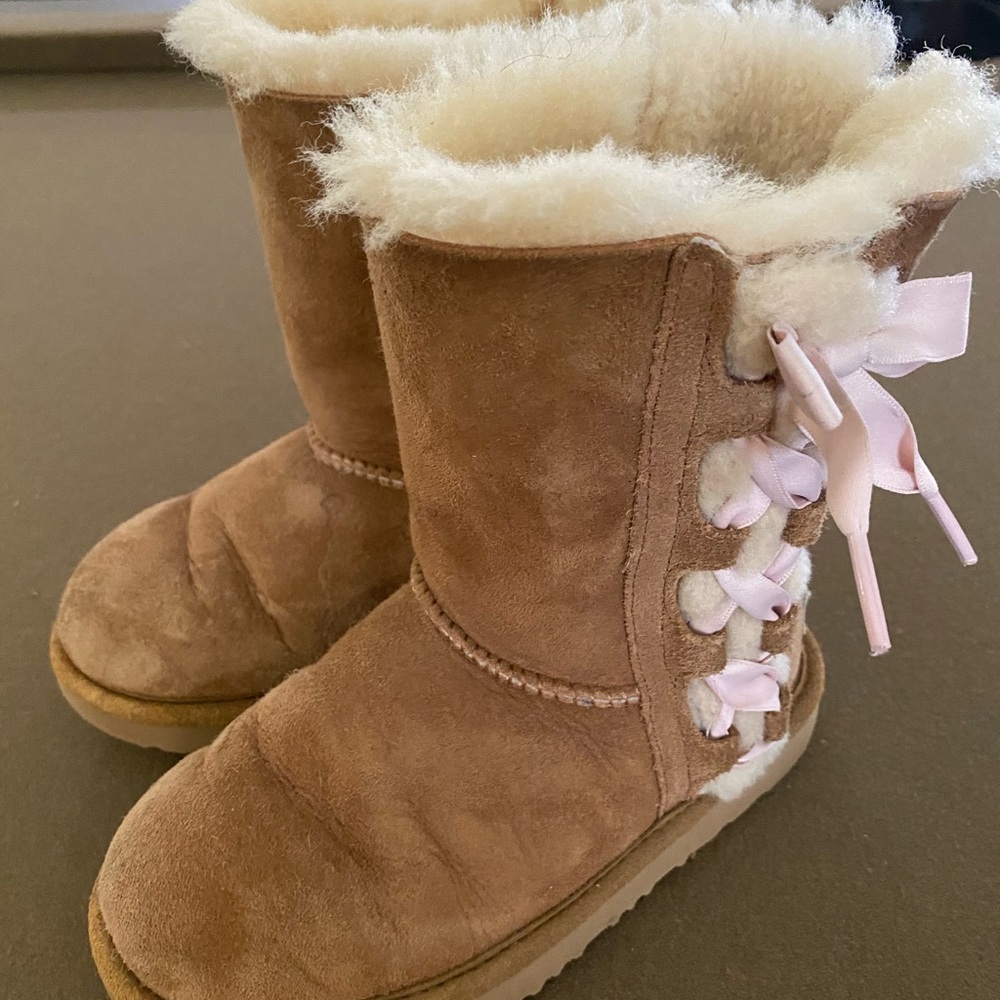 Girls UGGS